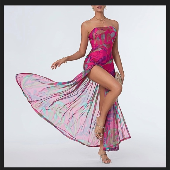 Elegant Strapless Floral Dress - Picture 6 of 11